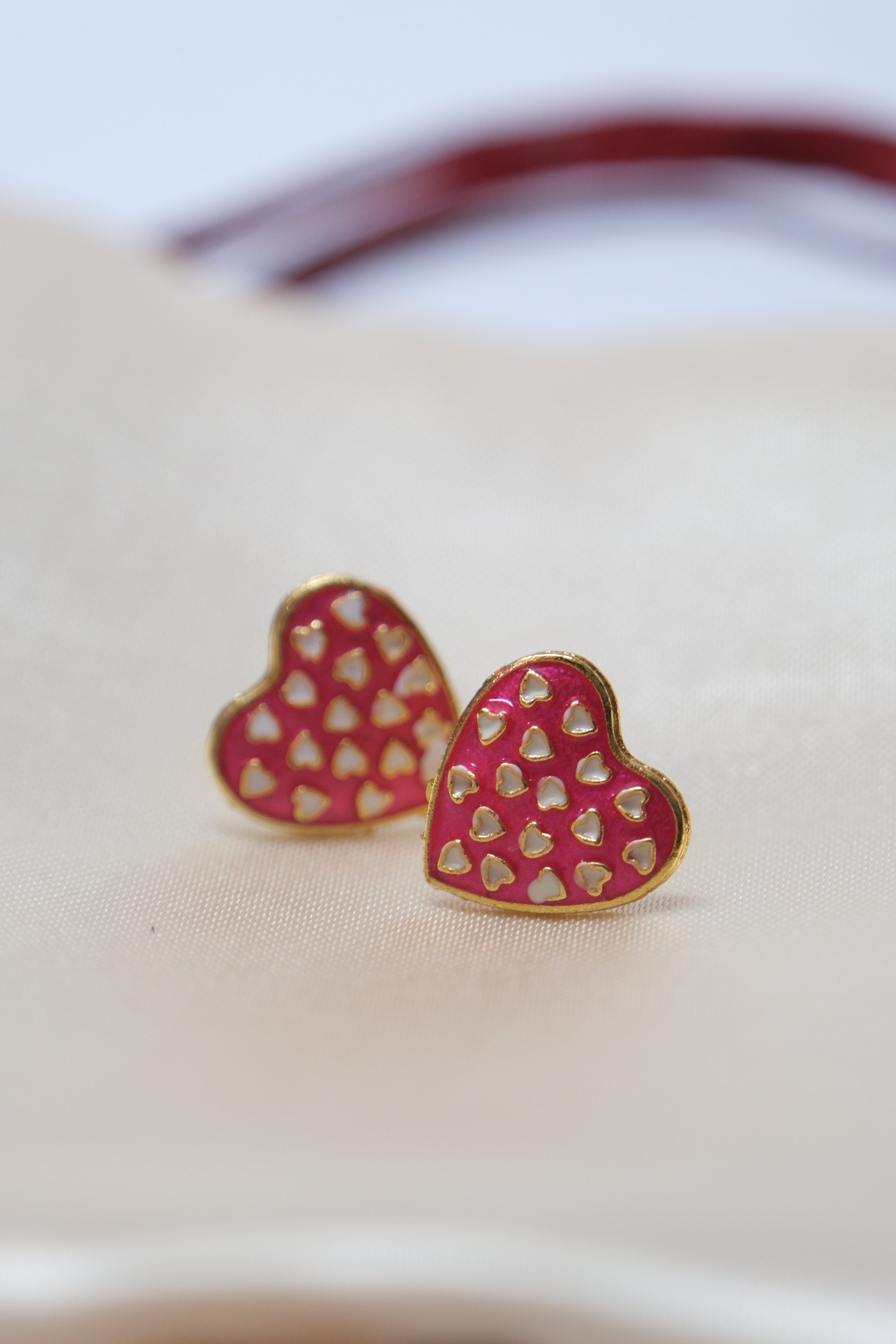 POLKA dot heart