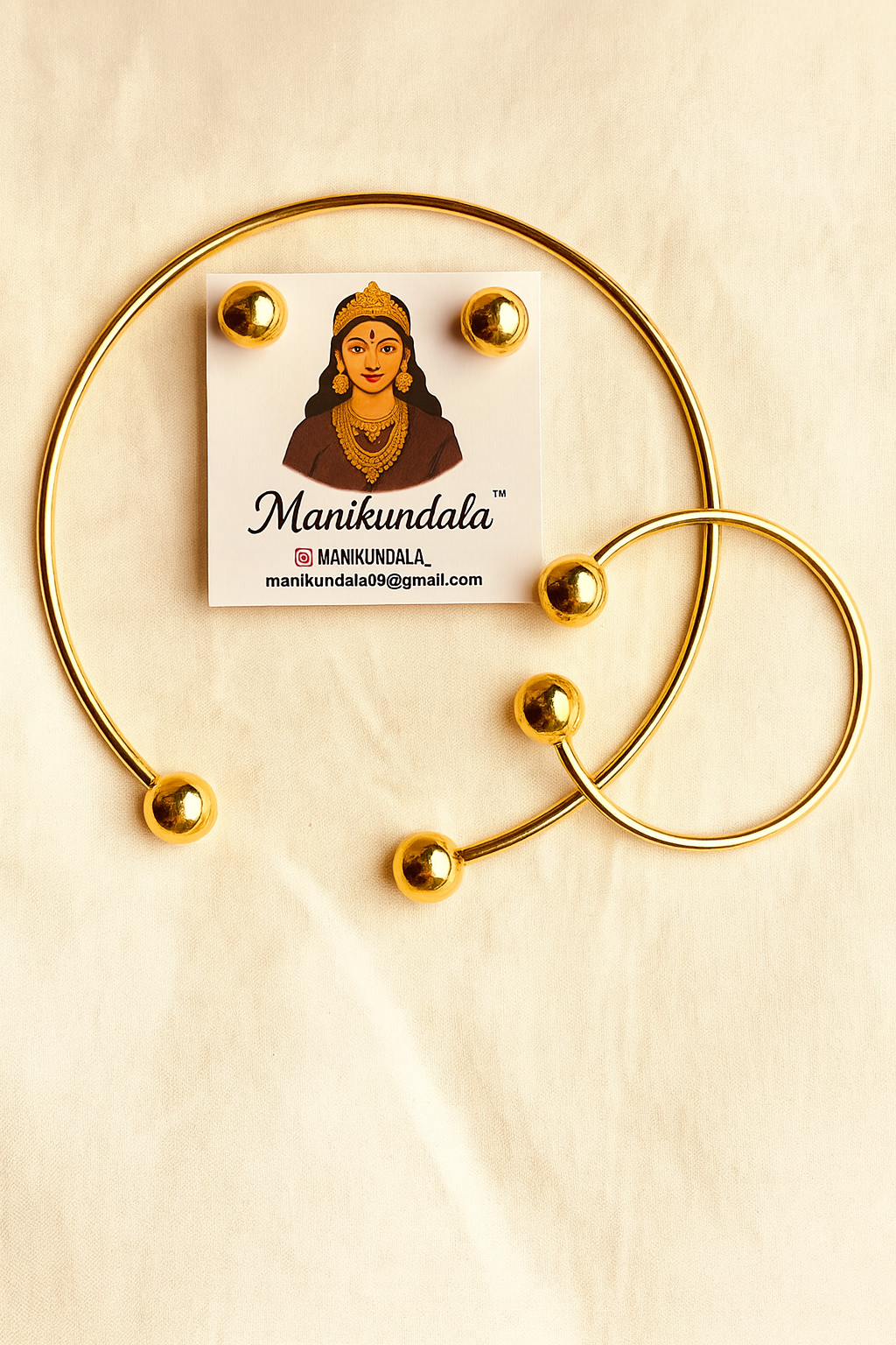 Oxidized Golden Torque Necklace & Bracelet Set | Handcrafted Tribal Statement Jewelry – Manikundala