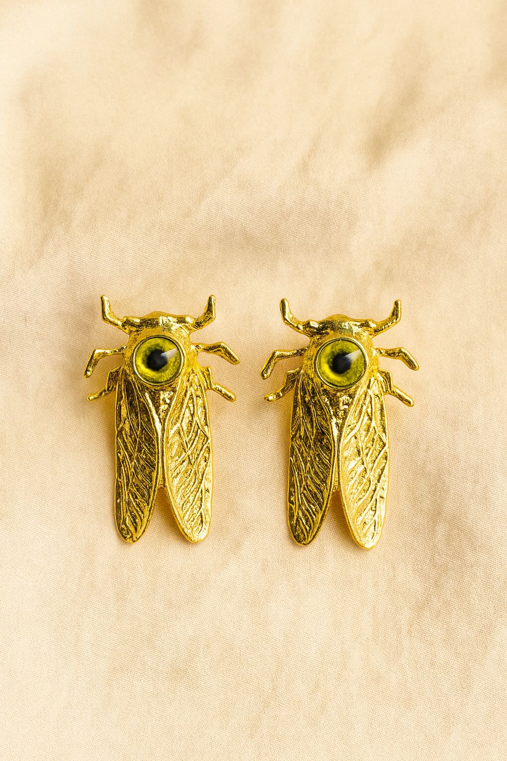Hyper-Realistic Cockroach Stud Earrings – Quirky Bug Jewelry