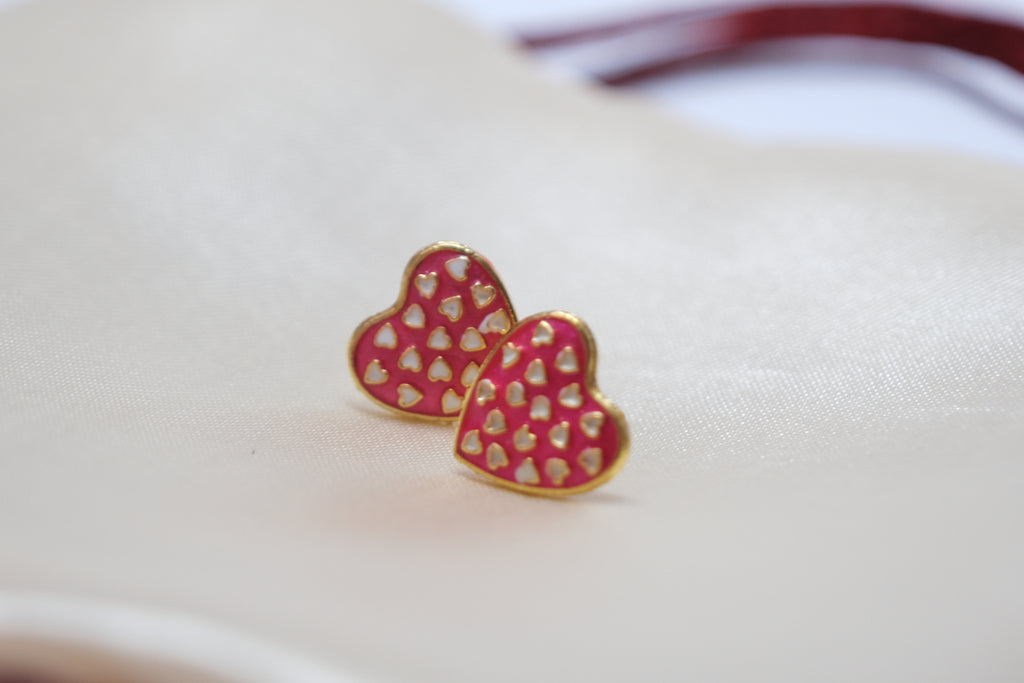 POLKA dot heart