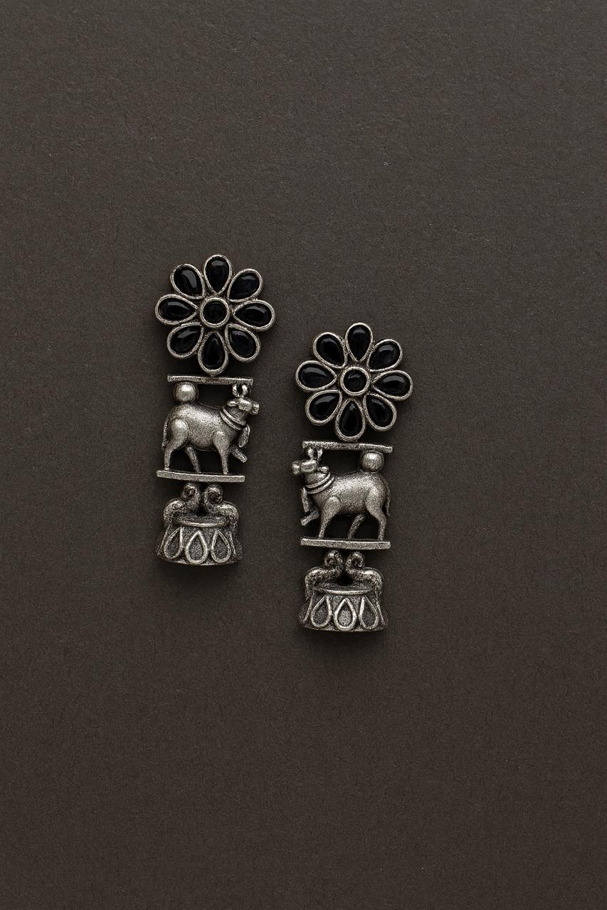 🌺 Flower Nandi Oxidized Silver Earrings – Black Stone Temple Jewelry by Manikundala🌺