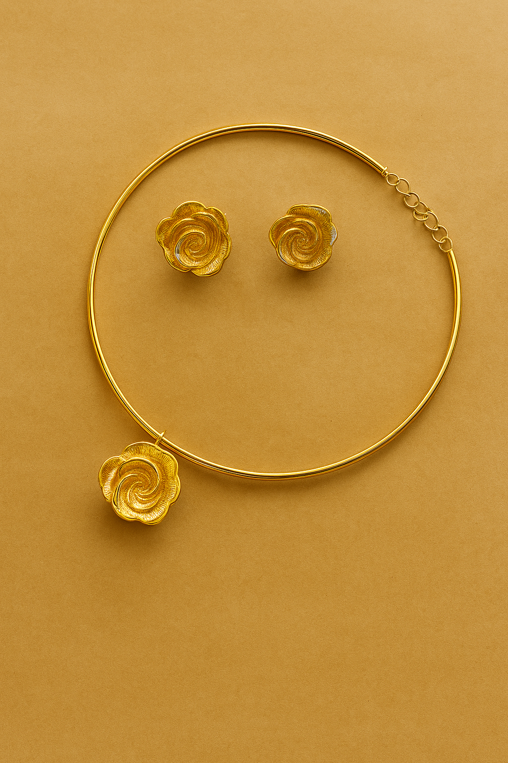 🌹 Manikundala Golden Rose Choker & Earring Set – Sculptural Floral Statement 🌹