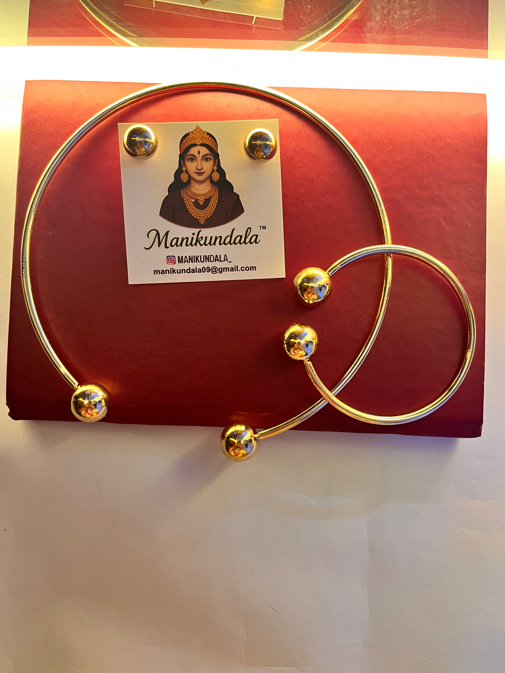 Oxidized Golden Torque Necklace & Bracelet Set | Handcrafted Tribal Statement Jewelry – Manikundala