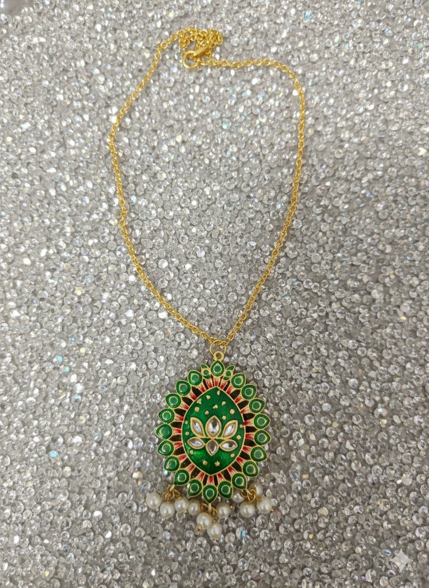 Yellow & Green Reversible Pendant Chain Necklace – Dual-Tone Handcrafted Meenakari Jewelry